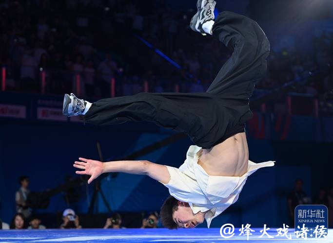 世界霹雳舞体育舞蹈节中国选手拿下三金